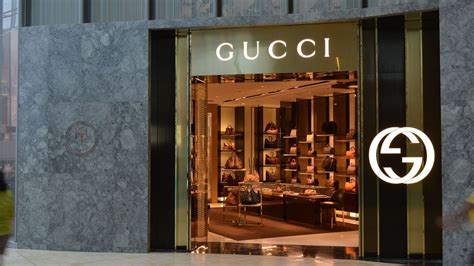 quanto guadagna un commesso gucci|Lo stipendio di un commesso Gucci, ecco quanto guadagna.